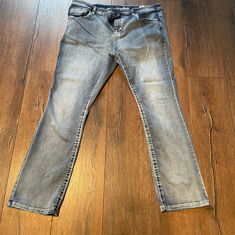Men's Straight Stretch Jeans - Light Blue Wash 38x32